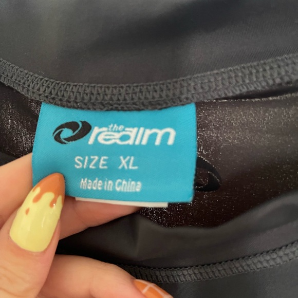 The Realm Grey Rash Guard - Picture 3 of 3